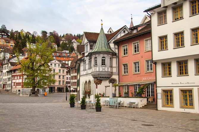 1 Hour Express Walk of St. Gallen with a Local - One-Hour Focus: what this “express” walk does well