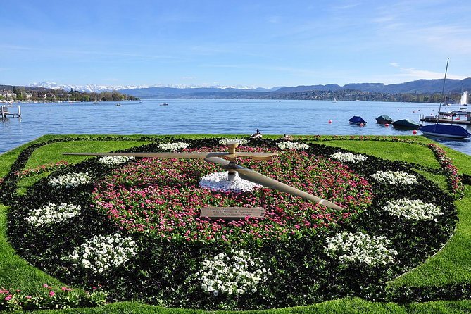 3 in 1: Zurich Walking Tour - Cruise on the Lake - Cable Car Ride to Felsenegg - Lake Zurich Cruise: Chocolates, Shorelines, and a 45-Minute Reset