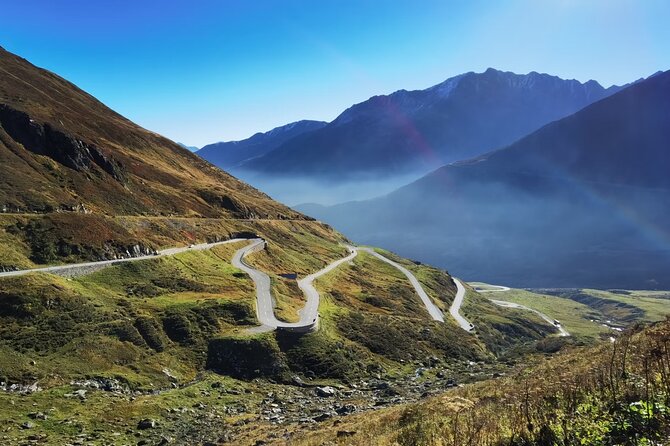 4-Day Swiss Alps Porsche Drive: Interlaken, Furka-Grimsel-Susten - From Zurich at 5 PM: the Porsche pick-up and road-plan you get