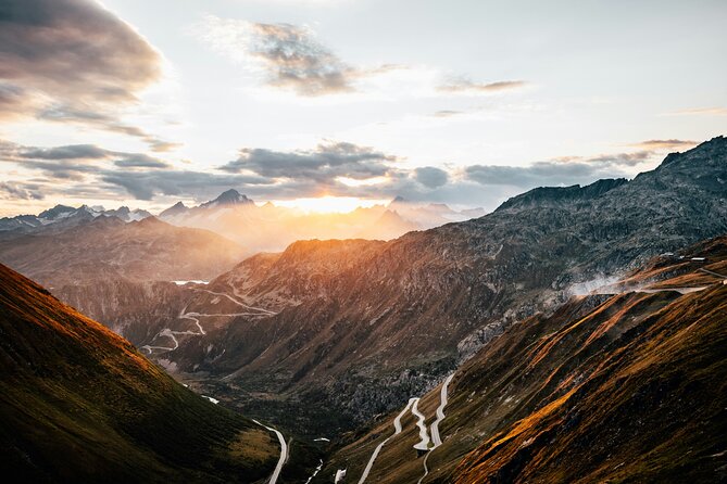 4-Day Swiss Alps Porsche Drive: Interlaken, Furka-Grimsel-Susten - Grimsel Pass and Furka Pass: granite zigzags and a Goldfinger-style viewpoint