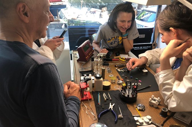 À Maurice Watch Workshop in Zurich - What you do at the bench (and why it’s worth your time)