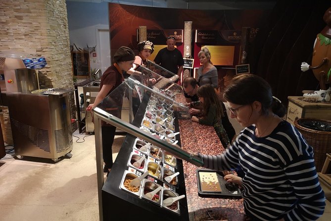 Chocolate, Cheese and Wine Tour in Luzern region - Hotel Pickup, Air-Conditioned Minivan, and a 9:30 Start