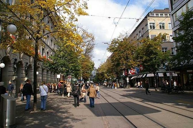 City tour Zurich with the city whispers from CHF 21.00 - Meet at Zurich HB, End in Old Town, and Let It Flow