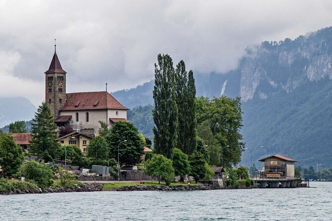 Day trip to Swiss Villages from Zurich - Small Group Tour by Car - Lauterbrunnen: waterfalls up close, plus Staubbach and Trümmelbach