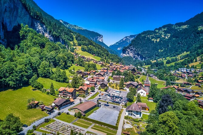 Daytrip to Swiss Villages: Interlaken Grindelwald & Lauterbrunnen - How “guided” is this, really?