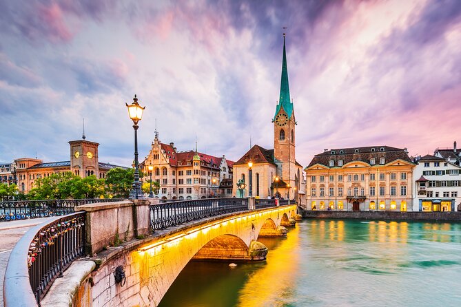 Einstein in Zurich: Walk in Time Exploration Game and Tour - Münsterbrücke, Paradeplatz, and the landmark-hunt approach