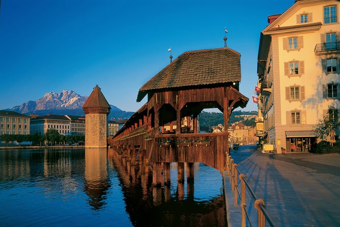 Engelberg Day Tour from Zurich with Lucerne Stop - Getting on the coach: Sihlquai check-in and what to watch