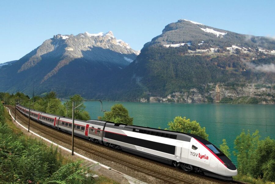 Europe: Eurail Global Mobile Pass for 33 Countries - How the mobile app ticket works when you’re standing at the platform