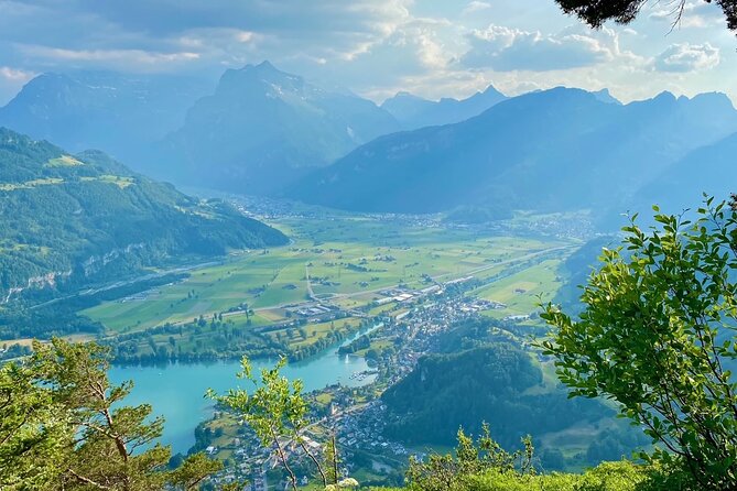 Flavours of Switzerland Luxury Private Tour from Zurich & Lucerne - Entering Switzerland via Zurich’s lake road