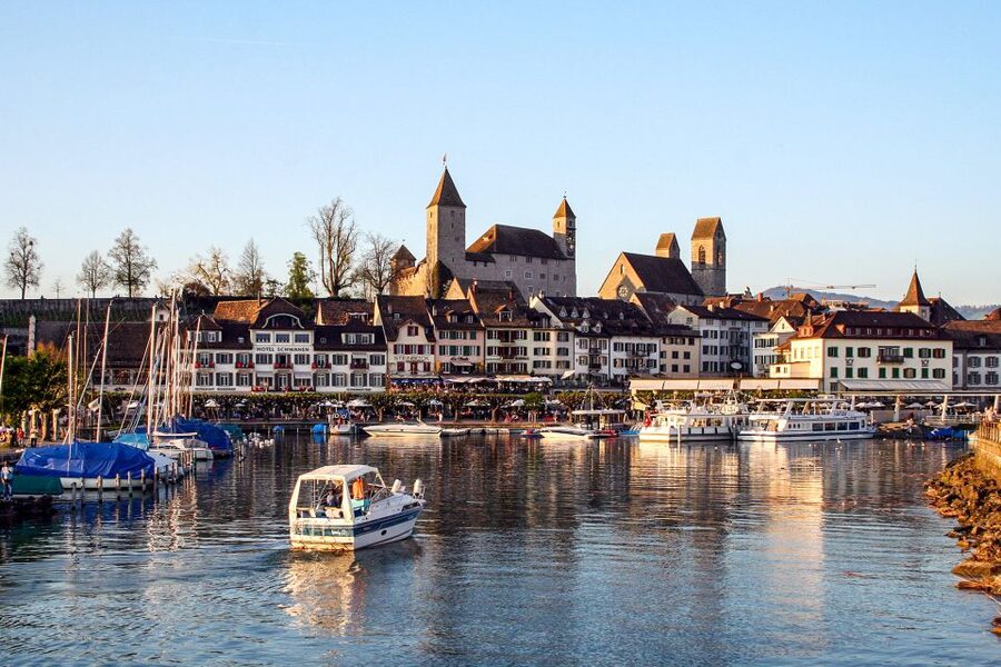 From Zurich: Bus Day Trip to Heidiland and Liechtenstein - Rapperswil’s medieval castle and Old Town walk