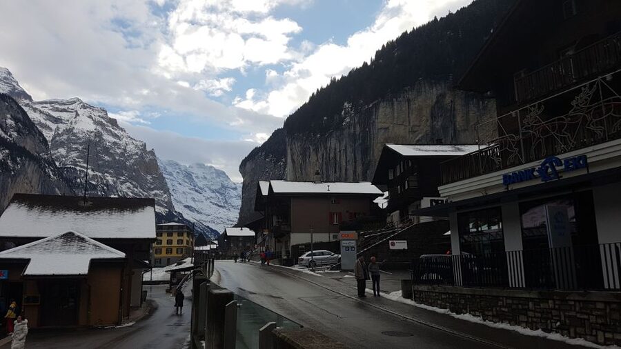 From Zürich: Exclusive Private Tour to Mt. Schilthorn - Zürich pickup and private guiding: what you actually gain