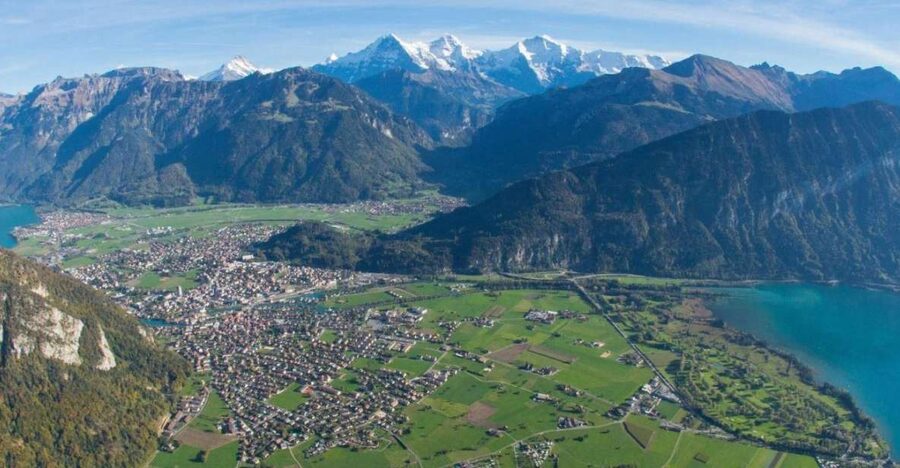 From Zürich: Interlaken and Grindelwald Day Trip by Coach - Interlaken at your pace: lake-town wandering time