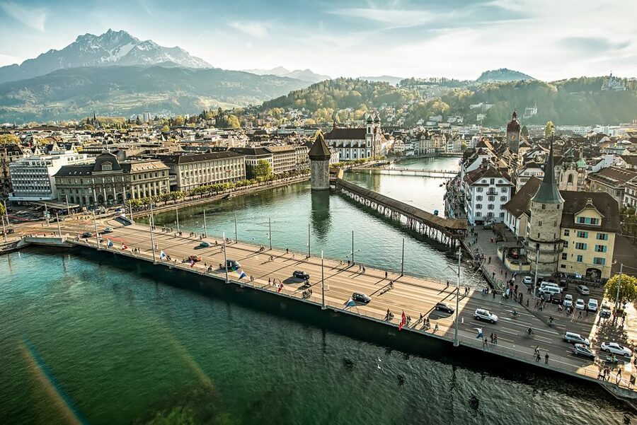 From Zurich: Lucerne & Mount Pilatus Day Tour - Heading up Mount Pilatus (2,128 m): the gondola thrill and the summit pay-off
