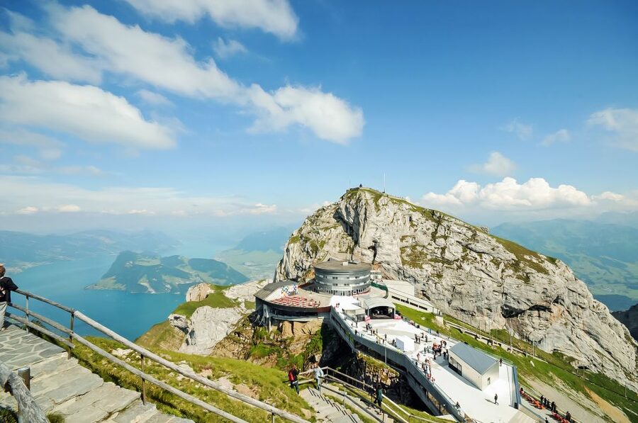 From Zurich: Lucerne & Mount Pilatus Day Tour - Lake Lucerne boat cruise vs. the autumn lunch voucher