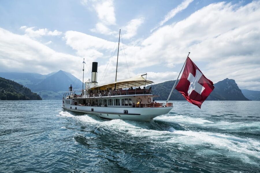 From Zurich: Mount Rigi and Lucerne Small-Group Day Trip - Coming down to Vitznau and cruising Lake Lucerne