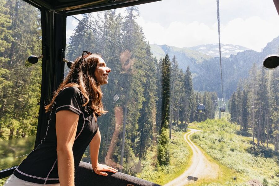 From Zurich: Mount Titlis and Lucerne Day Tour - Titlis at 3,000 meters: glacier caves, Ice Flyer, and the ice-in-your-face feeling