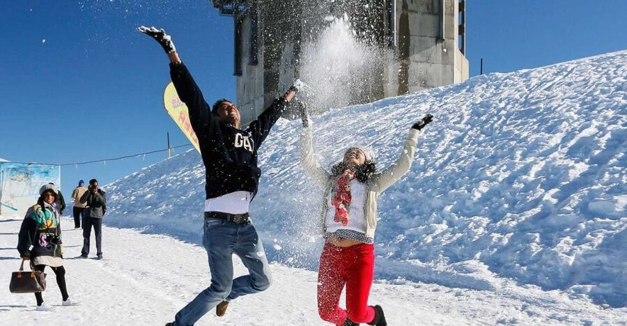 From Zurich: Mount Titlis Daytrip & first time Ski Adventure - Coach Ride Details: Comfortable, Scenic, and Time-Smart