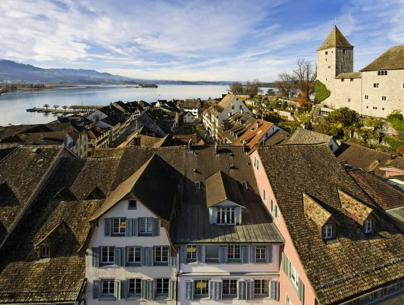 From Zurich: Rapperswil, Einsiedeln, Lindt Home of Chocolate - How the pacing works in a 9-hour coach day