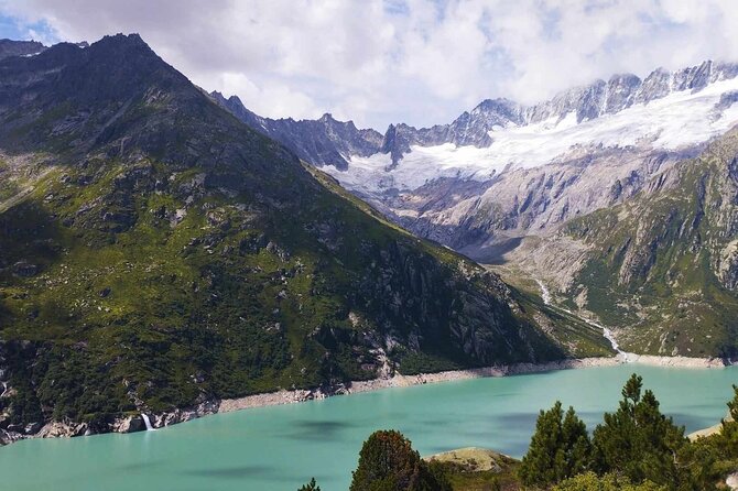 Full-Day Hiking Swiss Alps and Lake swim with Pick-up - Lunch, water refills, and what to pack so your hike feels easy