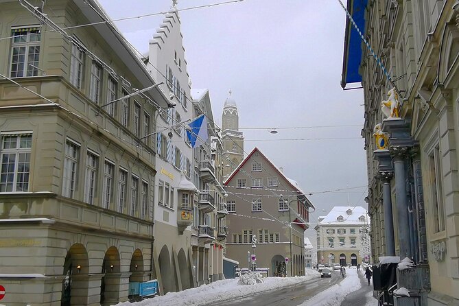 Full-Day Private Zurich Sightseeing Tour and Chocolate Tasting - ZSG-Schifffahrt Cruise: The Skyline Viewed From Water