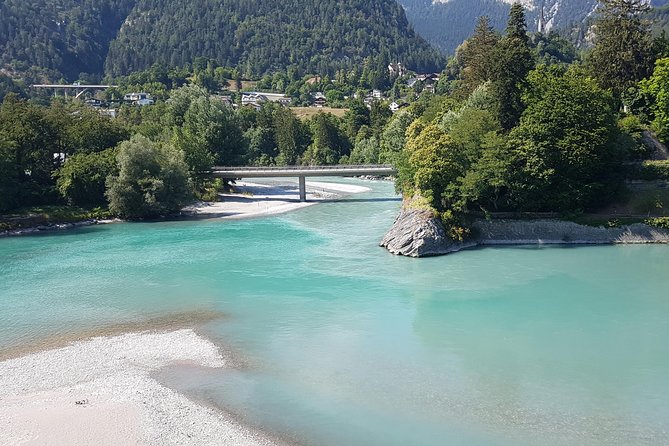 Glacier Express Panoramic Train Round Trip from Zürich With Private Guide - Food and Comfort: What’s Included on the Glacier Express