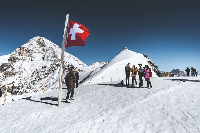 Jungfraujoch Day Trip from Lucerne with Eiger Express Gondola - The 2+ hours on top: Sphinx Observatory first