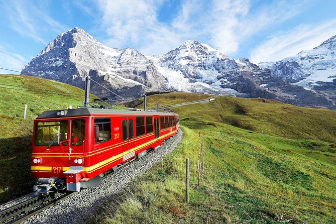 Jungfraujoch (Private Tour) - Interlaken coffee break and souvenir time without the full detour