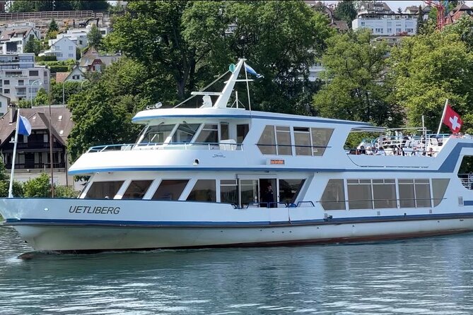 LINDT Home of Chocolate, Cruise On Lake Zurich And Old Town Walking Tour - Lindenhof Hill: the view stop you’ll want photos from