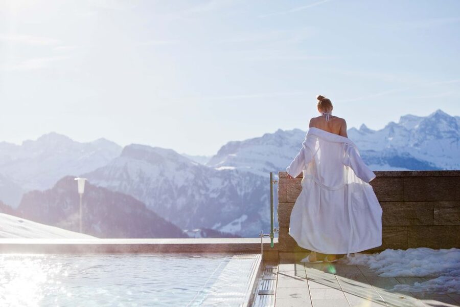 Lucerne: Boat Trip, Mount Rigi Train, & Mineral Baths Ticket - How the Return Works: Cogwheel Train vs Cable Car to Weggis