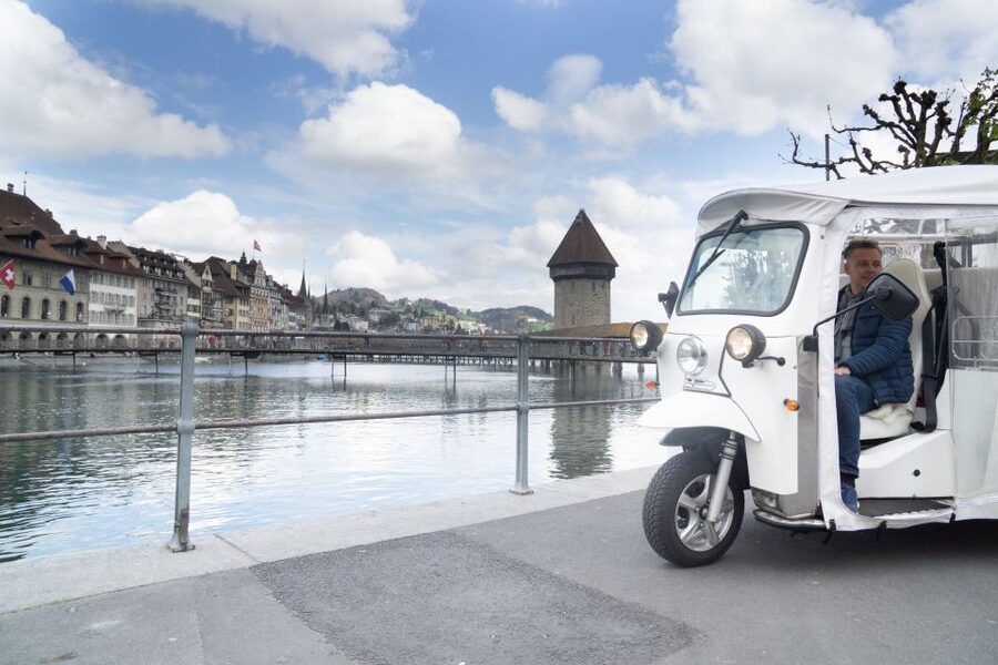 Lucerne: eTukTuk City Tour - Hofkirche St. Leodegar: One Church Stop, Big Payoff