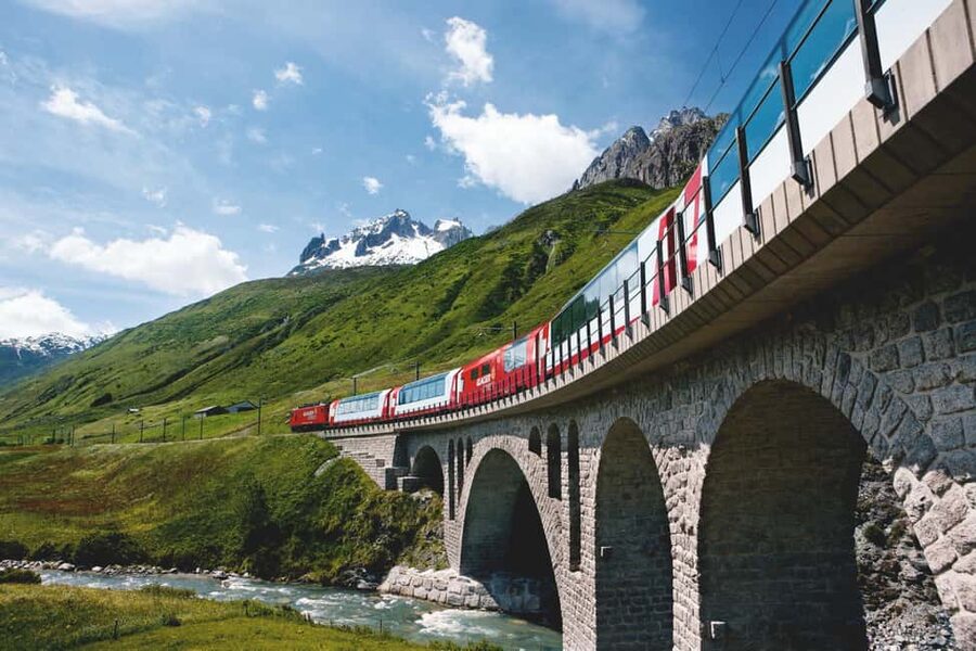Lucerne: Glacier Express's Swiss Alps & Lucerne Private Tour - Key things to know before you go