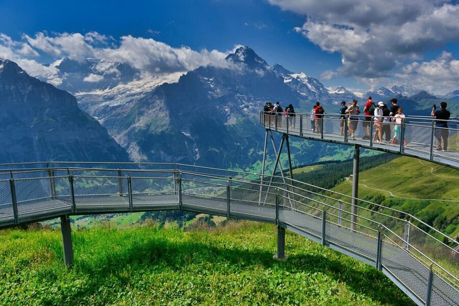 Lucerne: Interlaken & Grindelwald Exclusive Private Day Tour - Trümmelbach Falls and Lauterbrunnen: classic stops that shape the day