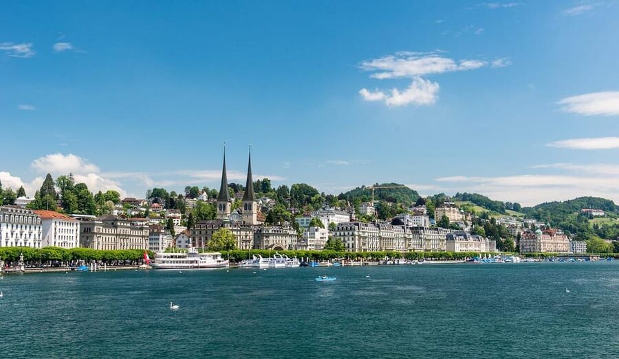 Lucerne: Interlaken & Grindelwald Exclusive Private Day Tour - Optional cable car rides and scenic trains: choose based on time and weather