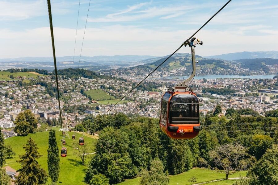 Lucerne: Mt. Pilatus Cable Car, Cogwheel Train & Lake Cruise - Practical pacing: bathrooms, group flow, and how long you’re really on your feet