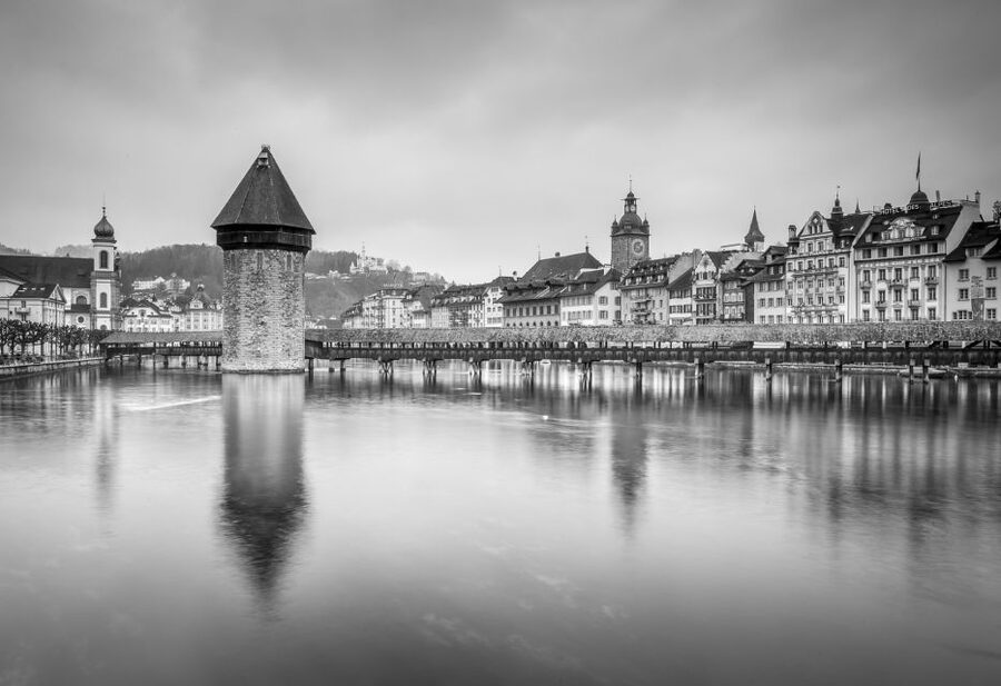 Lucerne: Photography Walking Tour - Reuss River stroll: Practice the details that make a city feel lived in