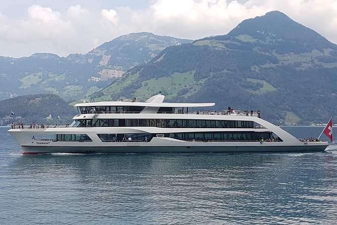 Lucerne Private City Walk and Lake Cruise Day Trip from Zürich - Lake Lucerne Cruise: The Hour That Changes the Perspective