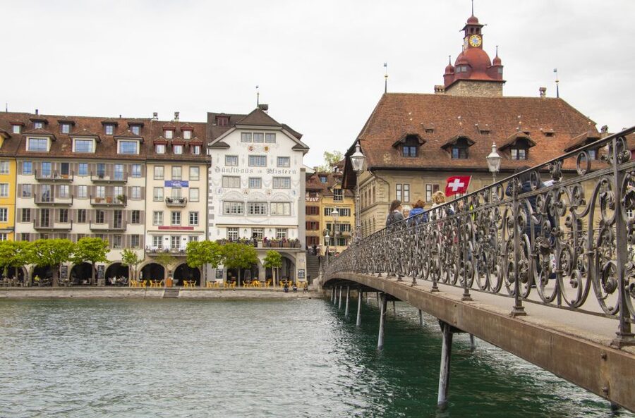 Lucerne: Private Exclusive History Tour with a Local Expert - Chapel Bridge (Kapellbrücke): the landmark that carries the city