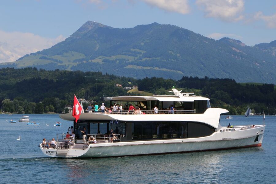 Lucerne: Private Walking Tour with a Local Guide - Guide quality: local perspective, strong communication, varying depth