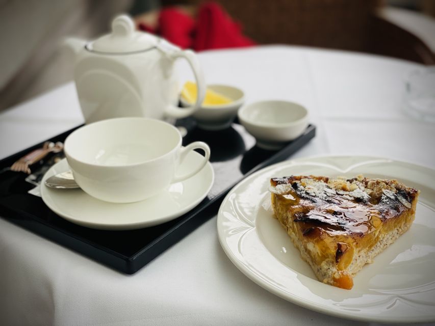 Lucerne: Swiss Zvieri Traditional Tasting Experience - Z’vieri in Lucerne: afternoon snack culture, Swiss style