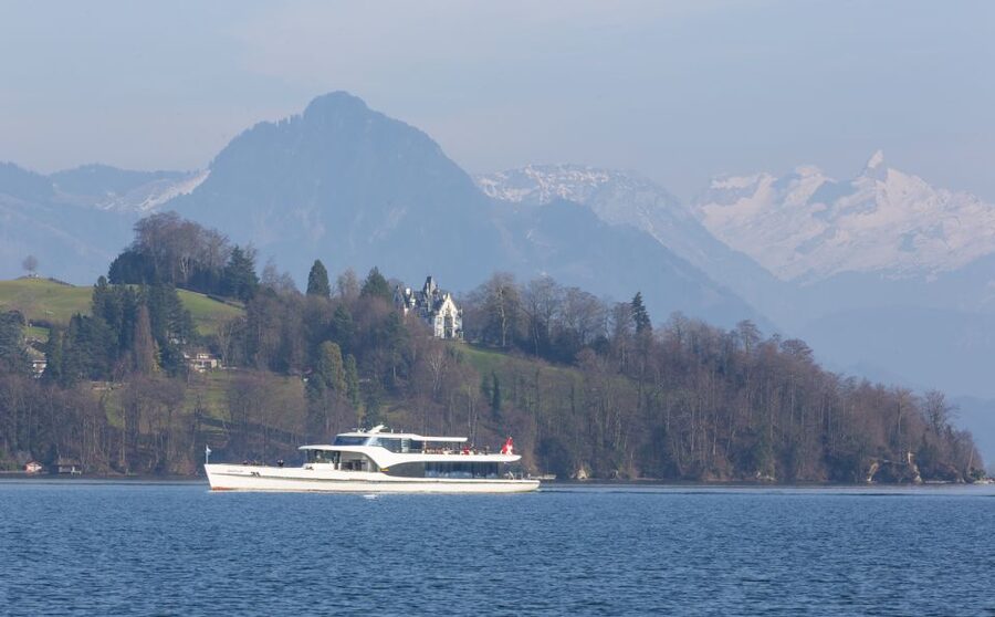 Lucerne: Walking and Boat Tour with Cheese & Wine Tasting - Should You Book the Lucerne Walking and Boat Tour with Cheese and Wine?