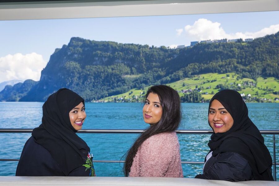 Lucerne: Walking and Boat Tour with Cheese & Wine Tasting - Walking Stops That Actually Teach You the Town