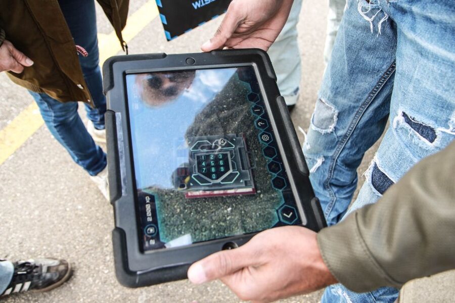 Outdoor Escape Game with Augmented Reality trough Zurich - Which Travelers Will Enjoy This Most (And Who Might Not)