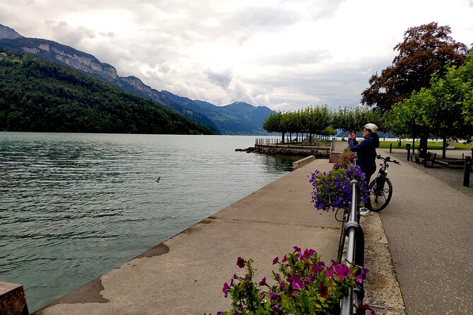 Panoramic E-Bike Tour with a Lake Cruise - Brunnen’s Swiss Army Knife Visitor Center: seeing the knife story up close