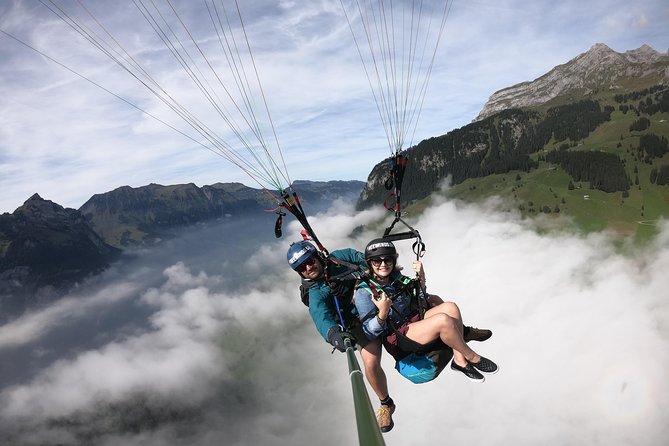 Paragliding Tandemflight Lucerne - Engelberg - The ride up and the short hike: altitude without the grind