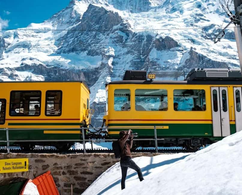 Privat tour Luzern - Interlaken - Grindelwald - Lautenbrunen - Interlaken Between Lake Thun and Lake Brienz: Your Finale