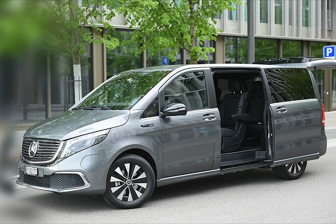 Private Arrival Transfer: from Zurich Airport to Zurich City - The ride: 20 minutes of A/C comfort, WiFi, and a calmer first hour