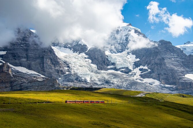Private Top of Europe Day Trip from Lucerne with a Pro Guide - Kleine Scheidegg: The Gateway Shift (10 minutes)