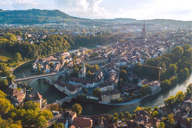 Private Tour to Swiss Capital, Castles & Lakes by Car from Zurich - Stop 6: St. Beatus caves area via the St. Jacob’s Trail viewpoint