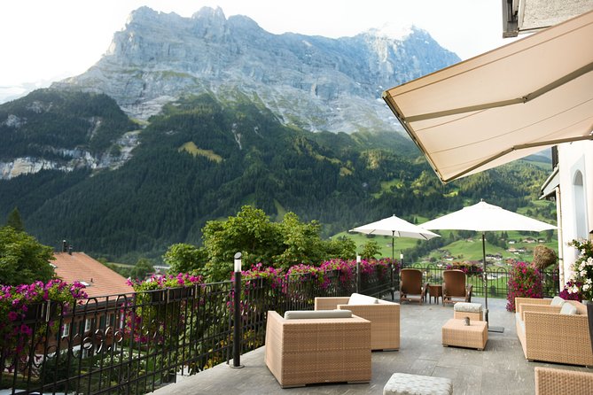 Private transfer from Zurich City to Zurich Airport - Pickup that’s designed to stop you from getting lost
