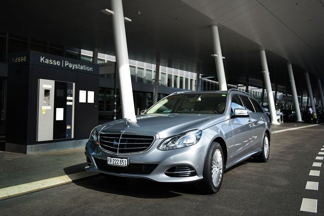 Private transfer from Zurich City to Zurich Airport - Vehicle expectations: confirm the car type if you care about specifics